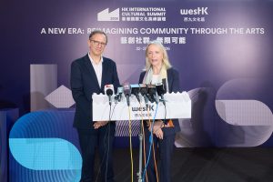 05 Opening_Stand up 3